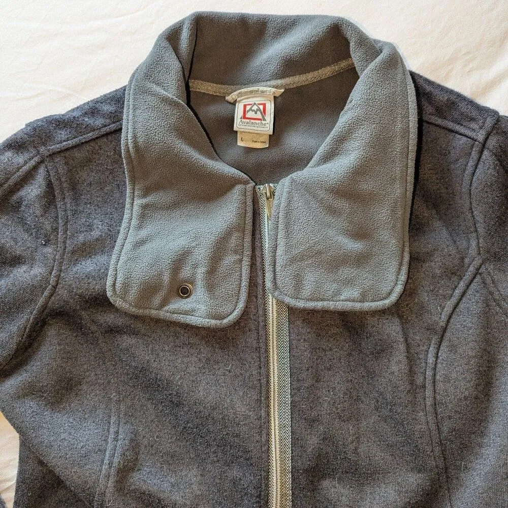 Avalanche Size Large Gray Mock‎ Neck Fleece Jacket